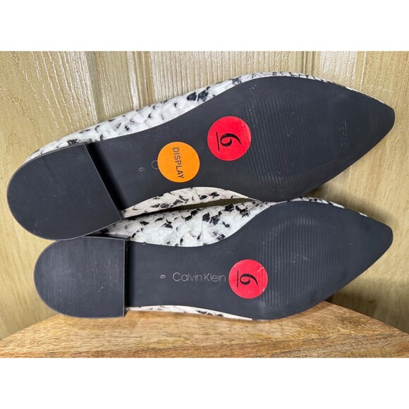 Calvin Klein Women's Snake-Print Flats Pointed Toe size 6 Slip On, MARJON - Picture 7 of 8